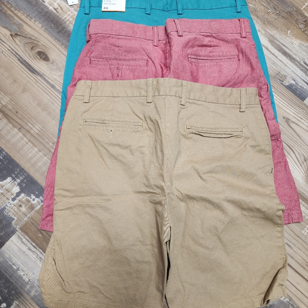 Old Navy mens shorts Size 34